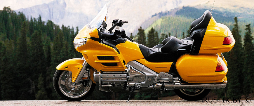 Мотоцикл марки HONDA Gold Wing